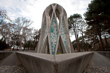 خیام چه می‌گوید؟